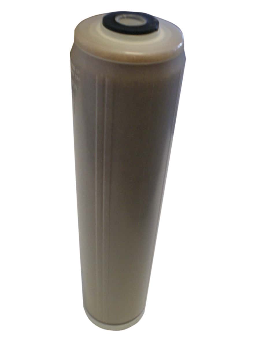 HiFlo RO30G/C Harzkartusche HiFlo RO30G/C Harzkartusche 20 Zoll, klar und gefüllt, vertikale Ansicht.