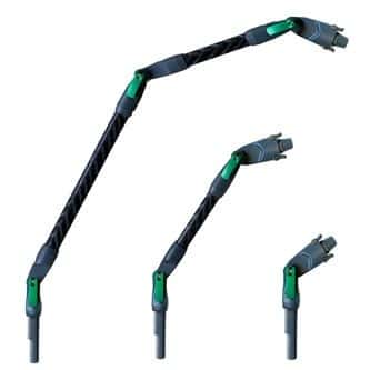Flexibles Saugrohr mit grünem Handgriff für Industriesauger im gewerblichen Reinigungsbereich Flexibles Saugrohr mit grünem Handgriff für Industriesauger im gewerblichen Reinigungsbereich
