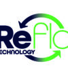 ReFlo Technology-Logo mit dunkelblauem Text und einem kreisförmigen grünen Pfeilsymbol, das nachhaltige Reinigungsgeräte darstellt